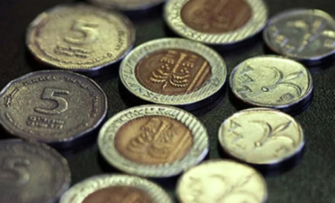 طريقة تجويع جديدة .. أزمة "الفكّة" تحرم الغزيين من الحصول على الخبز