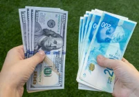 سعر الدولار مقابل الشيكل يواصل التقلب.. ما العوامل المؤثرة؟