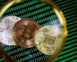 أسعار العملات المشفرة اليوم الجمعة.. إيثيريوم تقفز 5%