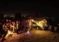 العيد في زمن الخيام: تحولات المدينة وهندسة الحياة اليومية في غزة