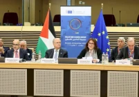 السلطة تطلب من الأوروبيين تجديد شبكة الأمان المالية وتحذرهم من انهيار خدماتها الأساسية