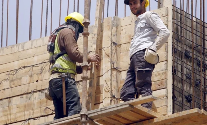 انخفاض أسعار تكاليف البناء في الضفة خلال شهر تموز