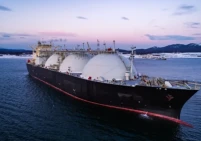 قطر للطاقة تعلن تصدير أول شحنة غاز مسال من "غولدن باس"