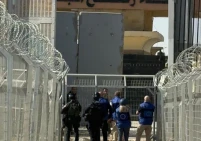 تعليق السفر عبر معبر رفح عقب استهداف مركبة تابعة لمنظمة الصحة العالمية