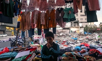 مع اقتراب عيد الفطر.. حركة شرائية خجولة وأسعار خيالية في أسواق غزة