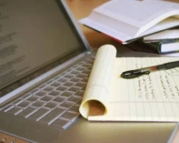 إعادة هيكلة التعليم العالي في عصر الذكاء الاصطناعي والتحولات التكنولوجية
