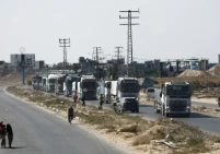 صحيفة الاقتصادية: دخول 4 شاحنات مجمدات من الجانب المصري إلى قطاع غزة