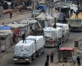 154 شاحنة دخلت إلى غزة الإثنين