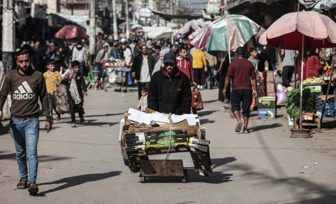 الغرفة التجارية بغزة: إجراءات عقابية حاسمة ضد التجار المستغلين وتجميد عضوية المخالفين
