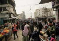 رمضان تحت النار.. كيف صنعت الحرب أكبر ضغط استهلاكي في تاريخ الأسرة الغزية