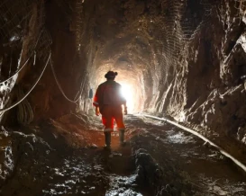 المغرب يطرح 361 موقعاً للبحث عن الذهب والفضة والنحاس