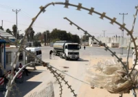 كيف أثرت حرب ايران سلبياً على حركة البضائع والسكان بغزة؟