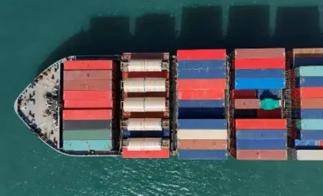 "الحاويات الخاوية".. أزمة جديدة تضرب النقل البحري بسبب الحرب في الشرق الأوسط