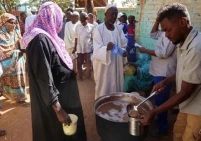 منظمات: ملايين في السودان يعيشون على وجبة واحدة يوميا مع تفاقم أزمة الغذاء
