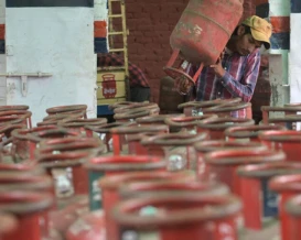 خطوة لمواجهة تداعيات حرب إيران.. الهند تقيد استهلاك الغاز