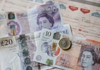 فضائح إبستين تهز الجنيه الإسترليني.. وتوقعات بالأسوأ