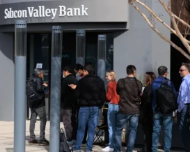 ما هو نظام سويفت ولماذا تخشاه الدول؟