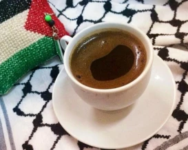 رغم تراجعها عالمياً.. لماذا لم تنخفض أسعار القهوة محلياً؟