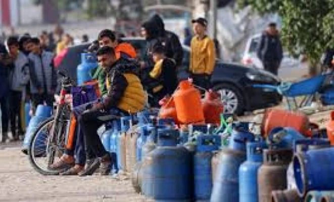 طالع الكشوفات.. دخول 5 شاحنات غاز إلى قطاع غزة