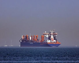 قفزة تاريخية في تكاليف شحن النفط والغاز جراء التوتر بمضيق هرمز