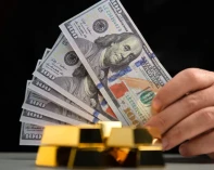 مع تصاعد الحرب على إيران.. الذهب يرتفع والدولار يتراجع