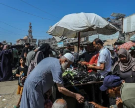 شاحنات المواد التموينية والأغذية إلى غزة تتراجع 46%