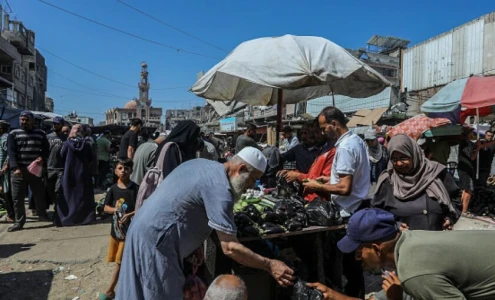 شاحنات المواد التموينية والأغذية إلى غزة تتراجع 46%