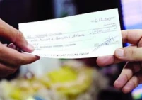 تراجع قيمة وعدد الشيكات المتداولة بفلسطين في يناير