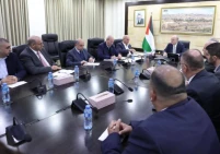 مصطفى يبحث سبل الارتقاء بالقطاع الصناعي ومساهمته بالاقتصاد