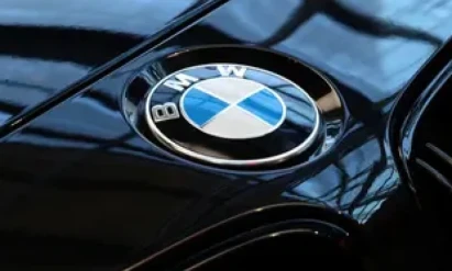 "بي إم دبليو" الألمانية تعلن موقفها من تصدير سياراتها إلى روسيا