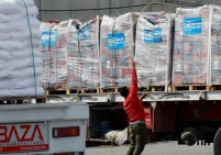 انخفاض المساعدات الإغاثية مقابل زيادة بإدخال سلع غير أساسية لغزة