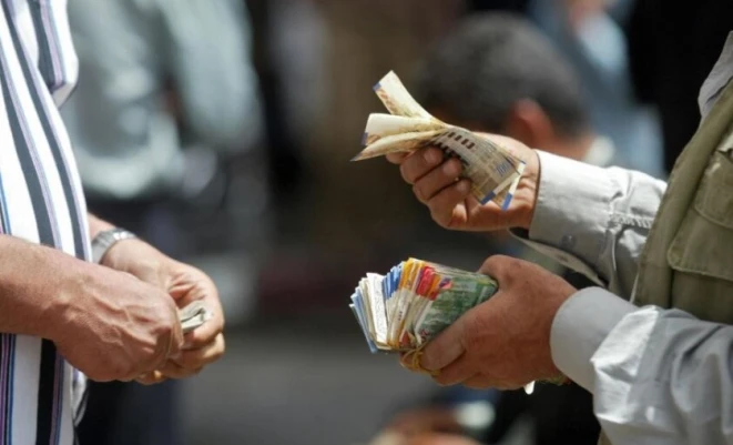 14 ألف عامل في القطاع الخاص بالضفة يتقاضون رواتب أقل من الحد الأدنى للأجور