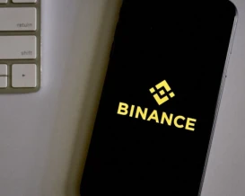 "باينانس" تُعلّق خدماتها في عدة دول أوروبية