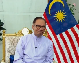 ماليزيا: إيران تسمح لناقلاتنا بعبور مضيق هرمز