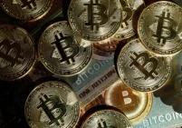 بتكوين قرب 80 ألف دولار لأول مرة منذ بداية العام