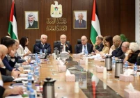 رئيس الوزراء يؤكد ضرورة تعزيز مقومات الاقتصاد الوطني