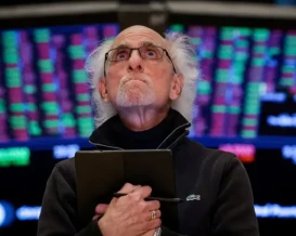 الأسهم الأميركية تسجل مكاسب أسبوعية