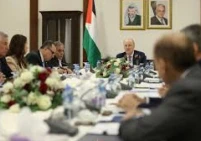 اقتصاد يترنح تحت وطأة الأزمات.. ودوامة الاقتراض للحكومة لا تنتهي