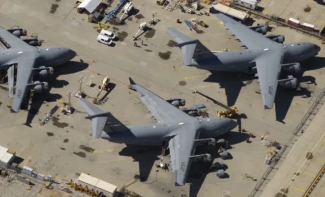 حرب إيران تعيد توجيه الأرباح نحو شركات السلاح والطاقة الأمريكية