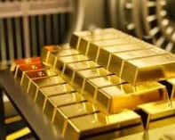 الذهب يرتفع مع تراجع النفط عقب تمديد الهدنة مع إيران