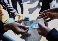الاقتصاد بغزة تدعو للتعامل بالأوراق النقدية المهترئة