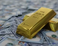 الذهب ينخفض 2% مع ارتفاع الدولار