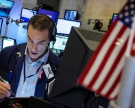 مؤشرات وول ستريت تفتح على تراجع وسط ترقب للتطورات بين أمريكا وإيران