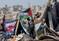 التقاعد المبكر لموظفي الحكومة بغزة ودمج الأجهزة الأمنية.. ترتيبات تسليم إدارة غزة للجنة الوطنية