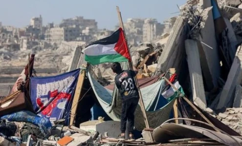 التقاعد المبكر لموظفي الحكومة بغزة ودمج الأجهزة الأمنية.. ترتيبات تسليم إدارة غزة للجنة الوطنية