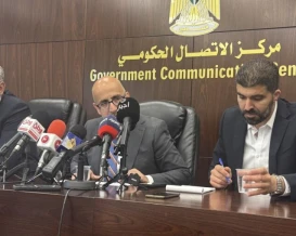 معادلة الرواتب الصعبة.. خبر سيئ للموظفين العموميين في فلسطين