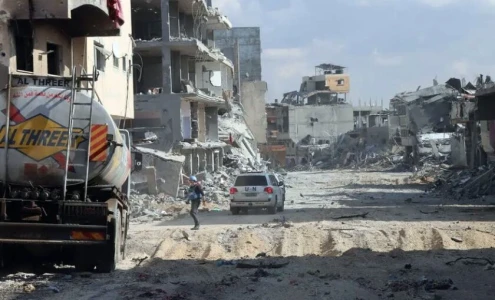 نفاد الوقود خلال أيام في غزة.. وتحذيرات من تداعيات كارثية