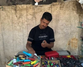 "الولاعة"..  سلعة بسيطة تختصر فصول المعاناة في غزة