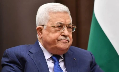الرئيس عباس يدعو إلى تفعيل شبكة الأمان المالية العربية لفلسطين