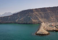 جيه بي مورغان: إغلاق هرمز يهدد نفط العراق والكويت